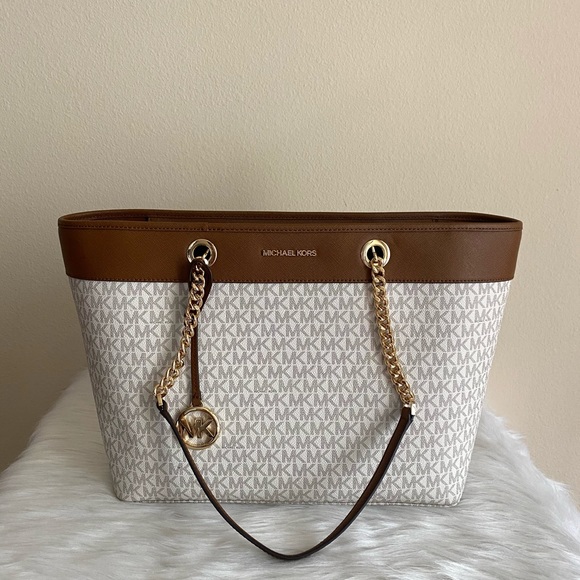 Michael Kors - Picture 5 of 8